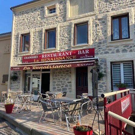 Hotel Restaurant La Renaissance Saint-Cirgues-en-Montagne Buitenkant foto